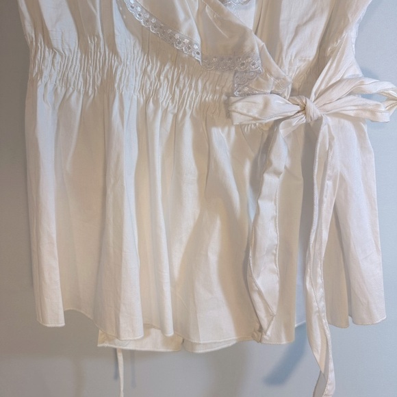 MKM Designs Womens Size M Blouse Wrap Tie Ruffle Lace Trim V-Neck Puff Sleeves - Picture 7 of 15